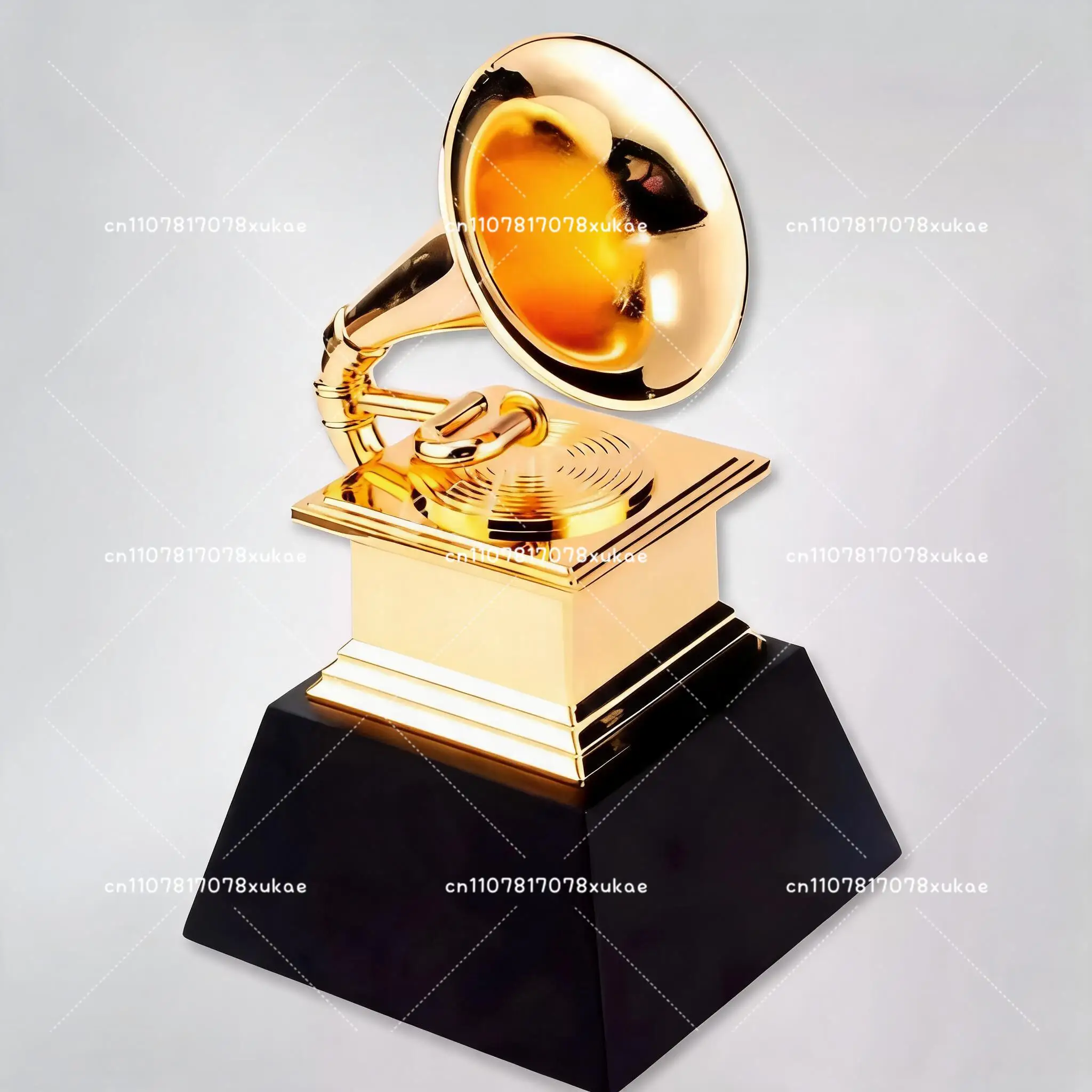 Customized New Creative Alloy Trophy, Award Souvenir Excellent People Home Decor, Honors Professional Production of Metal Trophy
