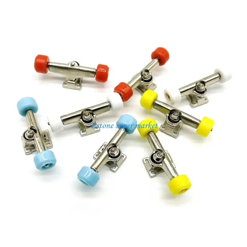 090B 2 ピース/セット指スケートボードアクセサリーブラケット合金部品ミニ指おもちゃモデルローラースケートスクーター用