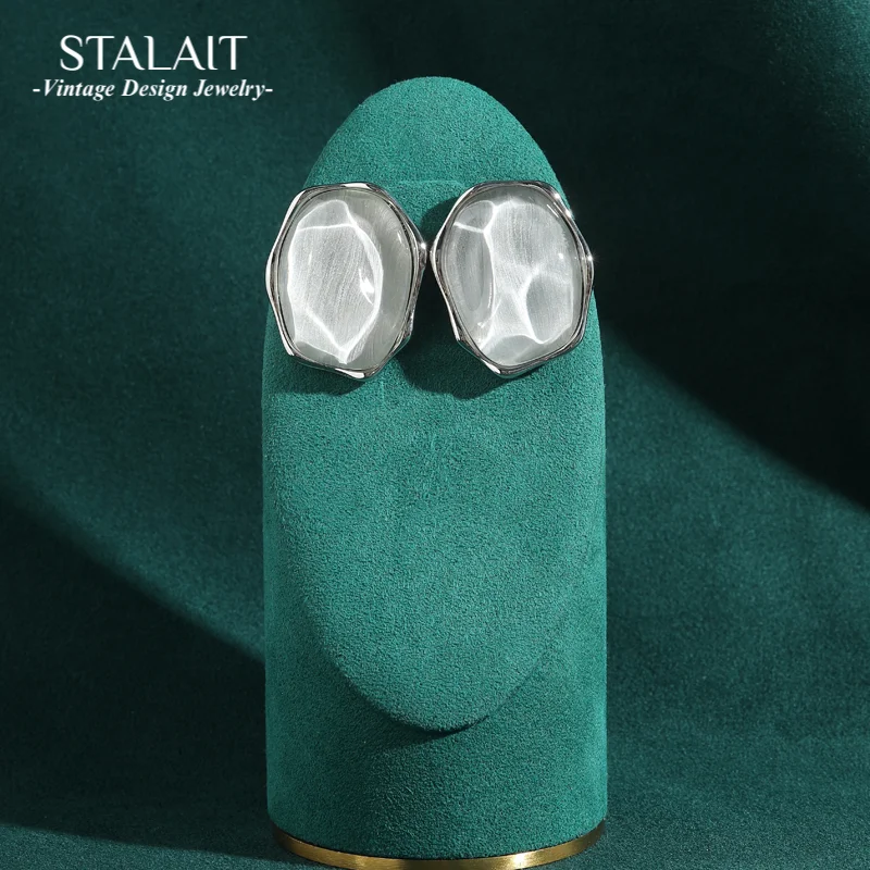 

Vintage Silver Color Stud Earrings Luxury Transparent Glass Natural Irregular Hammer Pattern Summer Jewelry Party Accessories