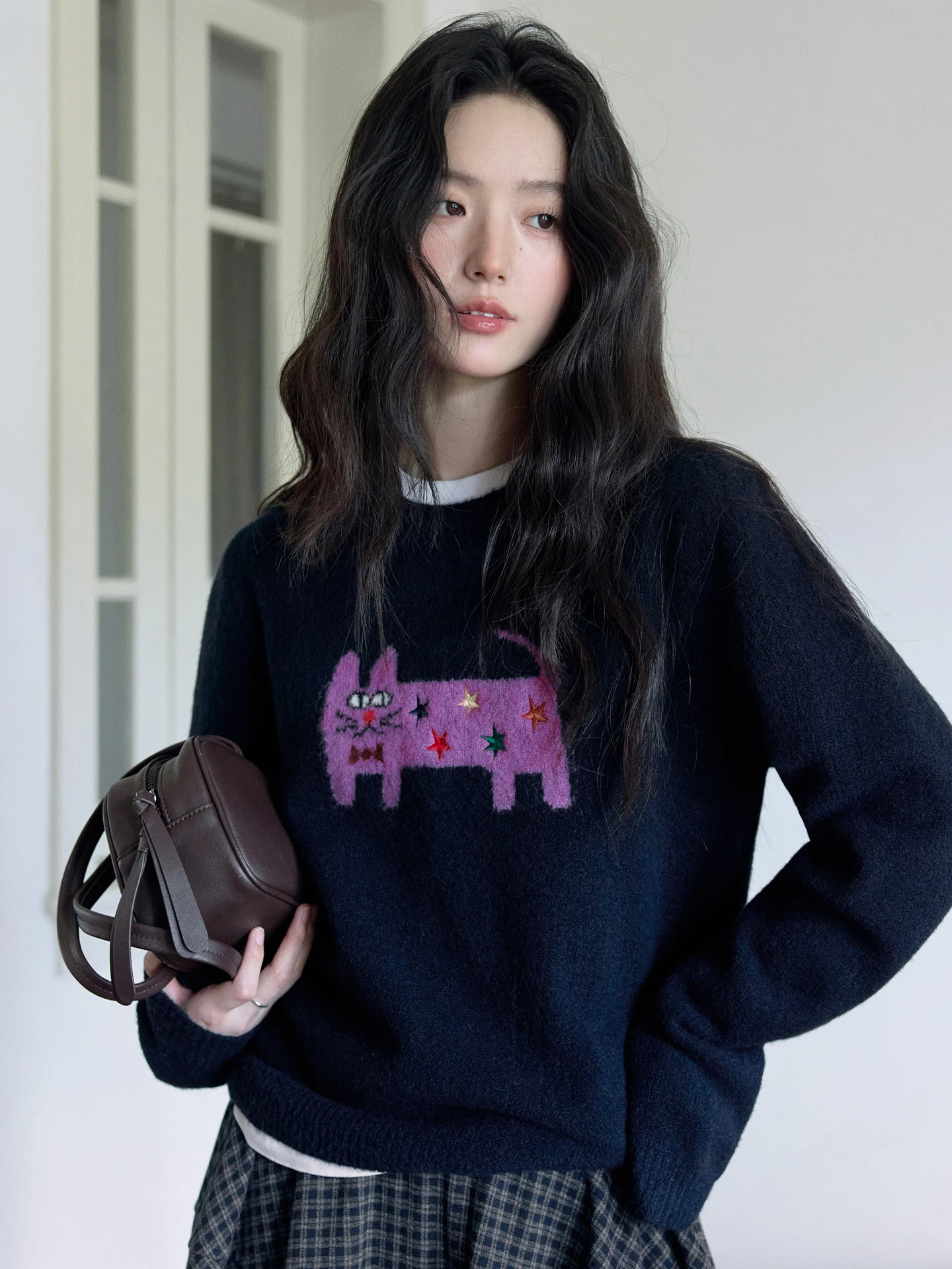 

Comfortable Knitted Pattern Sweater Loose Fit Overhead Women's Winter Top Warm Cozy Blue Contrast Color Blo Knitwear