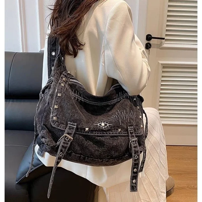 

2025 Streetwear Fashion Denim Bag Korean Office Lady All Match Casual Shoulder Underarm Bag Women Vintage Grunge Handbags