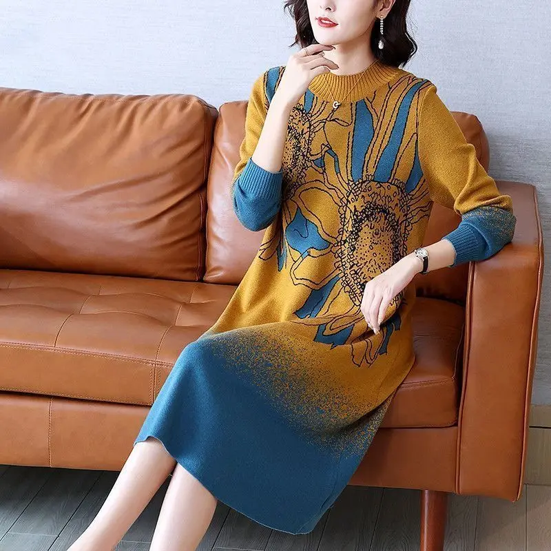 حجم كبير في منتصف العمر وكبار السن الخريف والشتاء فستان الأم الجديد منتصف طول سترة داخلية المرأة محبوك قاع قميص