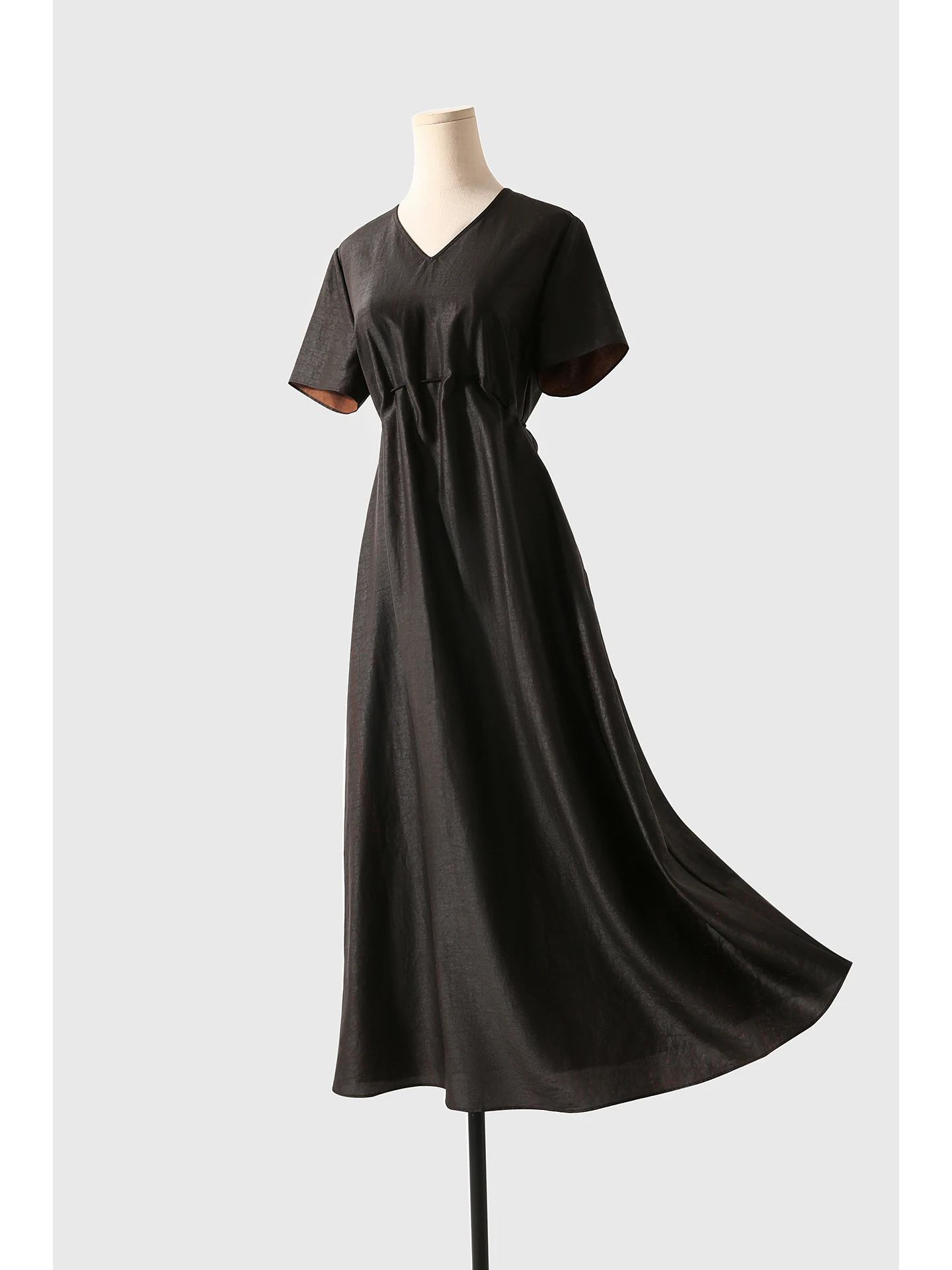 Moda mujer principios de otoño nuevo 100% seda de morera Natural Gambiered guangdong gasa tortugas agrietadas vestido de manga corta con cuello en V