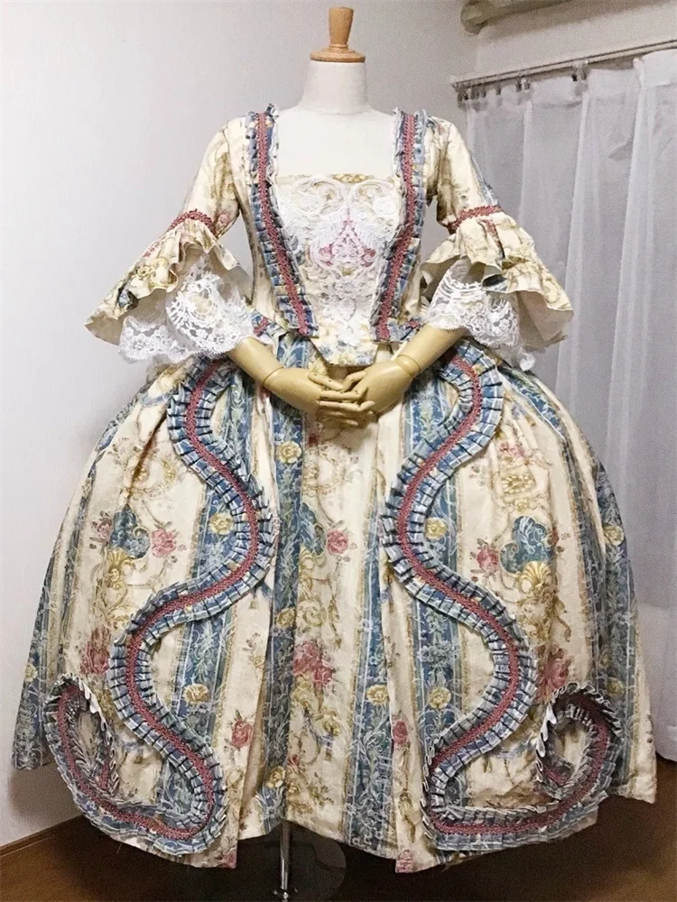 ثورة 1700s الاستعماري الجورجي الروكوكو الفيكتوري الأميرة الباروك الأزهار صخب فستان رداء لا فرانسيز