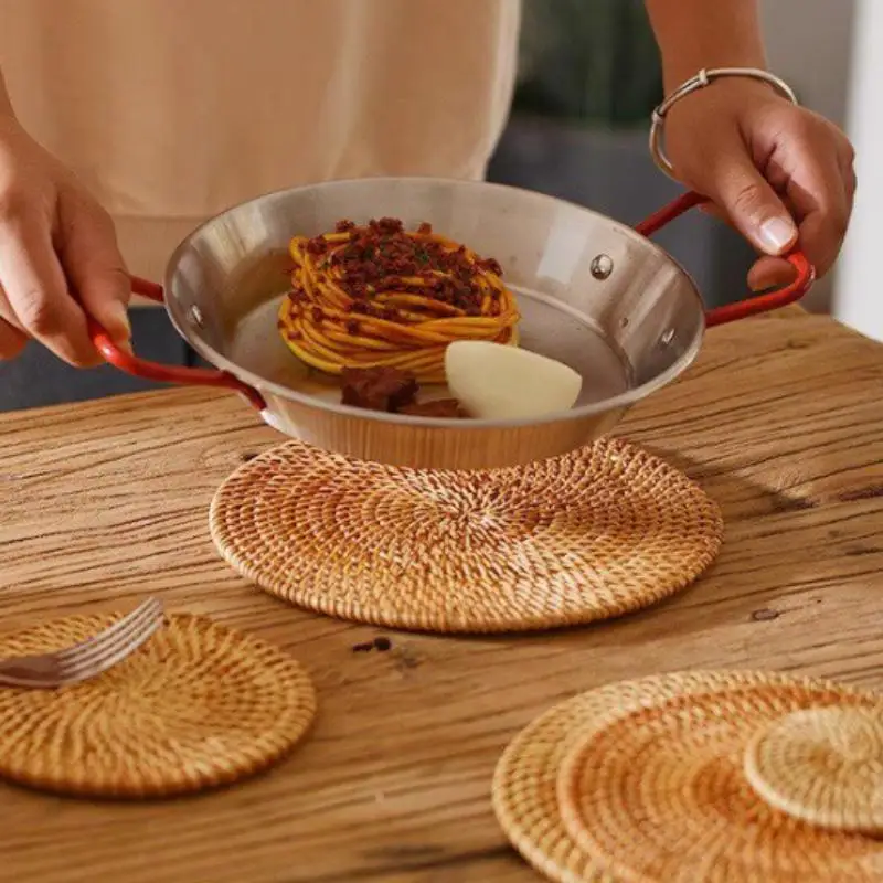 Rattan Hand-woven Coaster Round Coffee Mugs Pad Home Kitchen Table Anti Scalding Insulation Mats For Hot Pot And Baking Pan