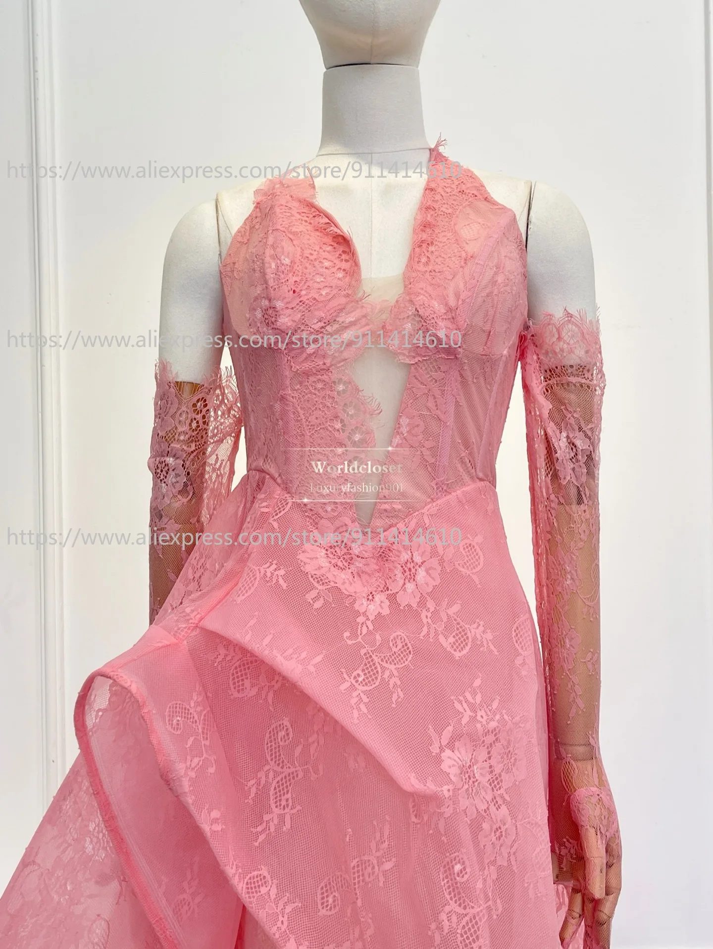 

High Quality Pink Long Lace Sleeve Halter Mermaid Lace Backless Maxi Evening Dress for Parties 2026 New