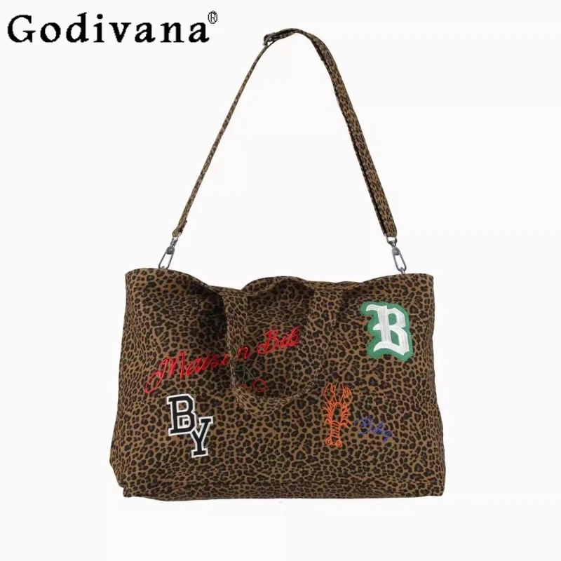 

Japanese Fashion Leopard Print Letter Patch Large Capacity Crossbody Bag 2025 College Style Versatile Shoulder Bag Canvas Bag