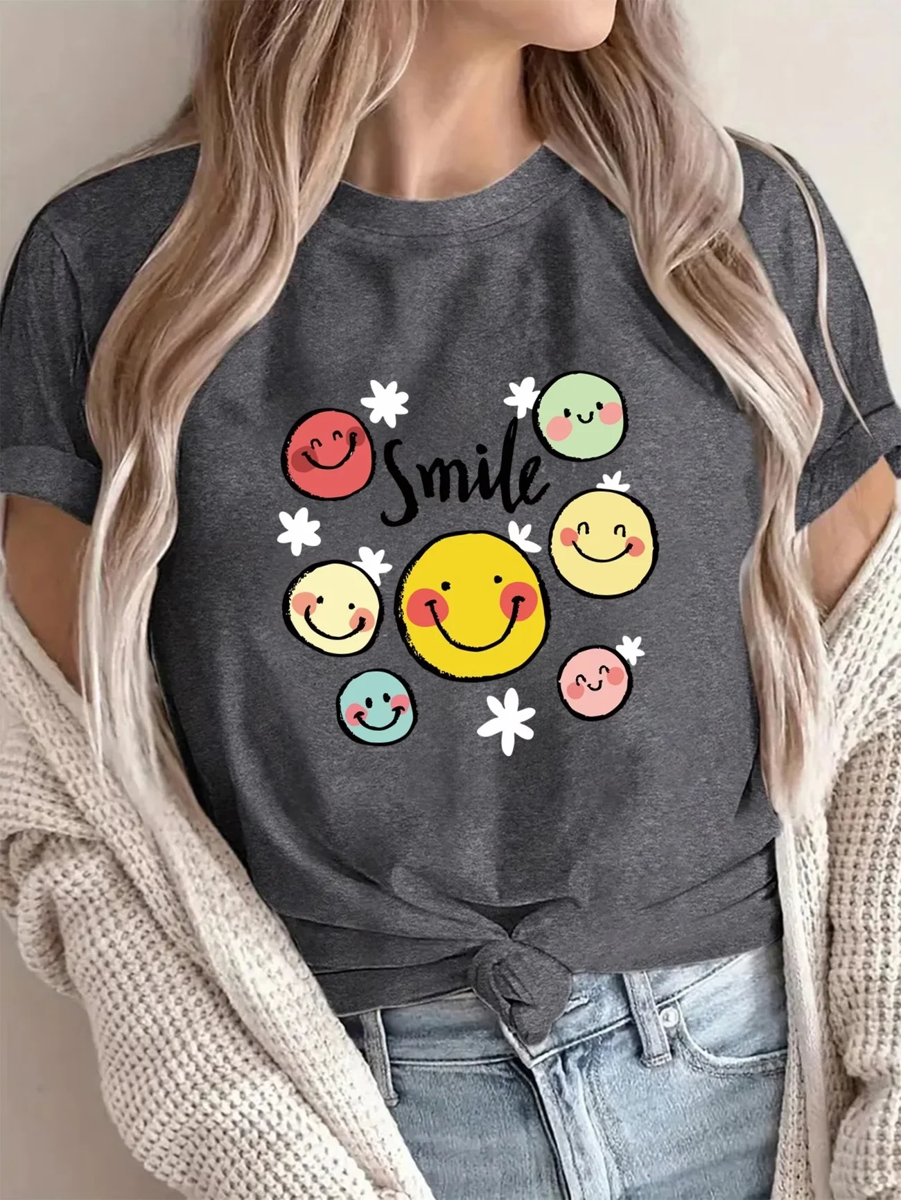 2026 Women Smile Face Print T-Shirt Cute Cartoon Graphic Tee Crewneck Short Sleeve Casual Summer Tops Yellow Summer Tees