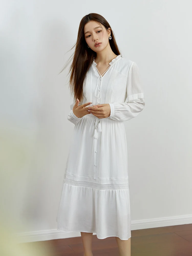 DUSHU Gentle Style Dress 2023 Autumn New White Heavy Duty Hollow Mid length Dress For Women High Waist Women Dress Casual