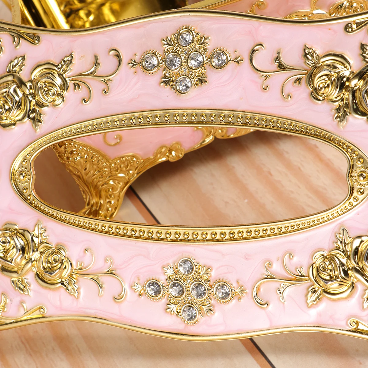 

Desktop Tissue Box Paper Towel Holder Fashion Napkin Supplies Creative Household