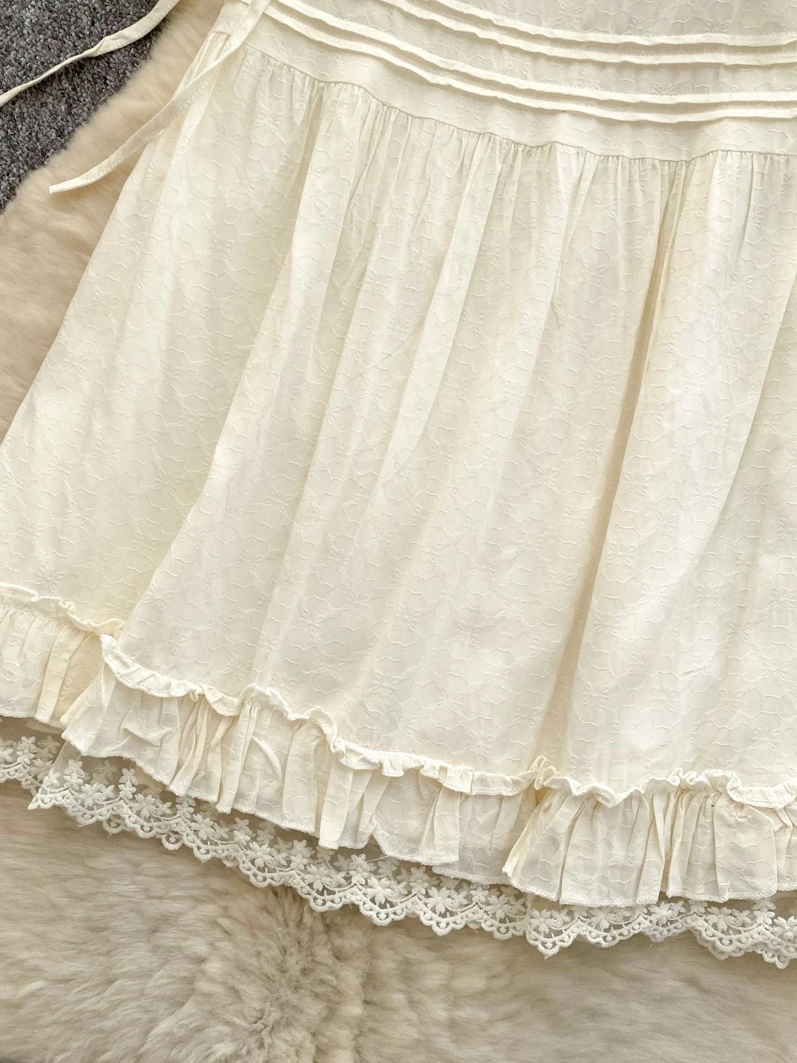 Spódnica damska Ele, wysoki stan, krój A, z koronkowymi wstawkami, elegancka, do pracy, z włókna poliestrowego, wyszczuplająca, w stylu fairy.