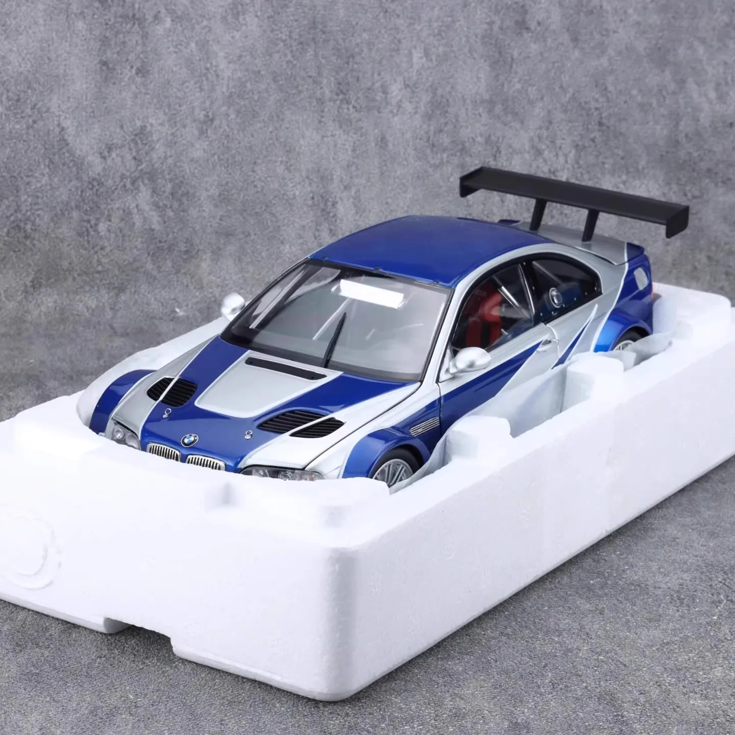 1:18 DCM BMW M3 GTR E46 Car Model Alloy Diecast Model Need for