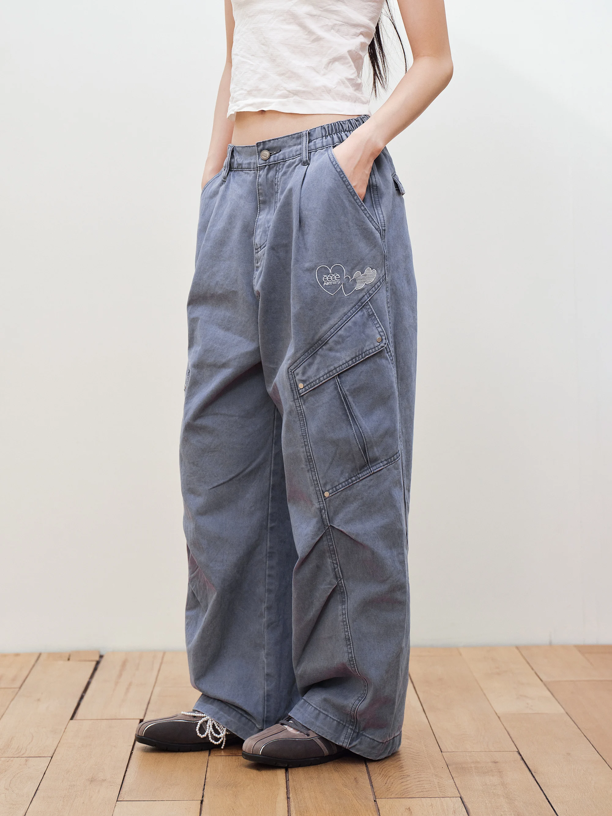 Eeee Artmonster Deconstructed Wind Side Pocket Pleated Straight Leg Pants Embroidered Heart Washed Workwear Loose Waist