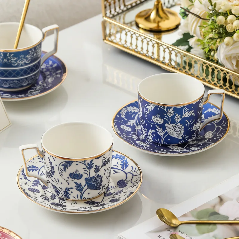 250ML European Ceramic Coffee Cup Saucer Light Luxury Floral Mug Afternoon Tea Flower Tea Coffee Cup Breakfast Mug Wedding Gift