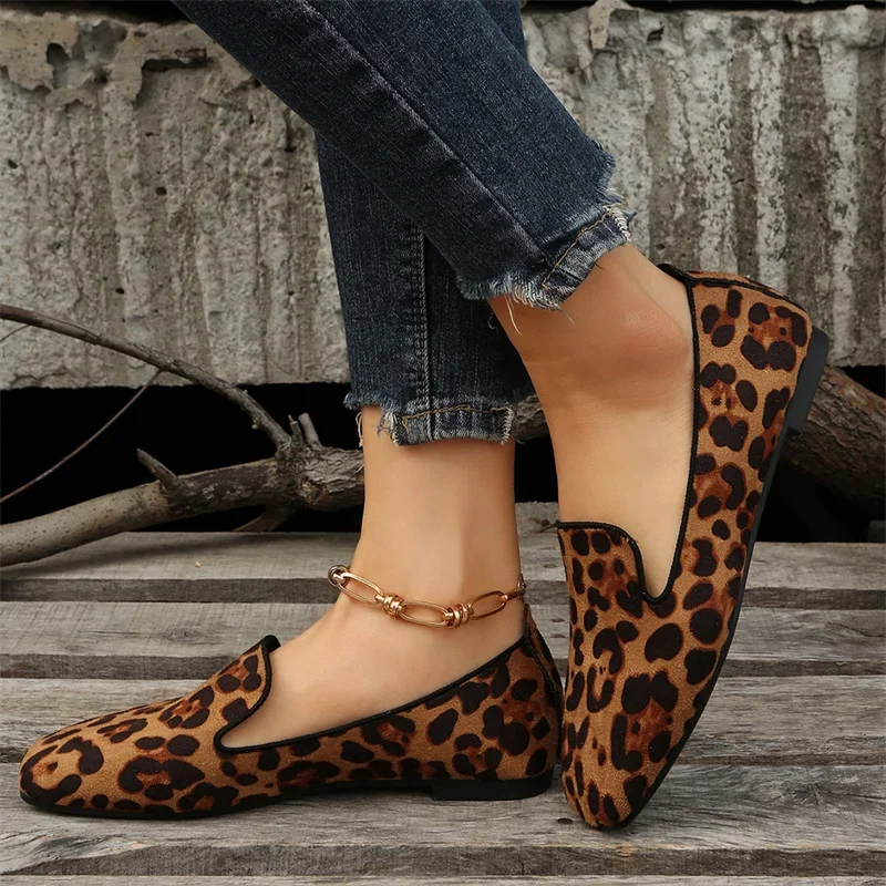 Spring/Autumn New Sexy Elegant Casual Leopard Print Wear-Resistant Fashionable Comfortable Walking Flat Shoes for Women