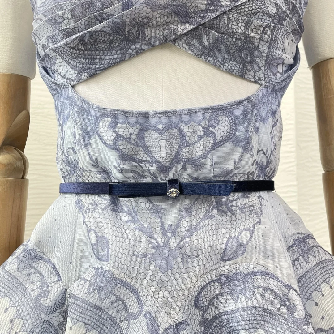 

2025 New Blue Floral Print Sleeveless Sweetheart Neckline Sling Backless Diamonds Pleat Ruched Mini Dress
