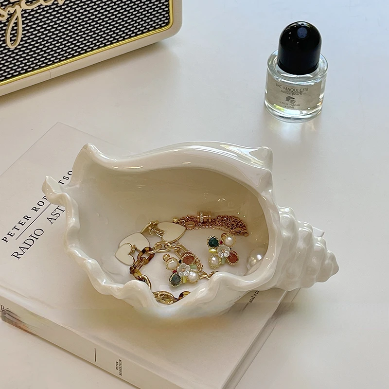 

Ceramic Conch Shell Desktop Jewelry Storage Tray Key Storage Tray Decoration