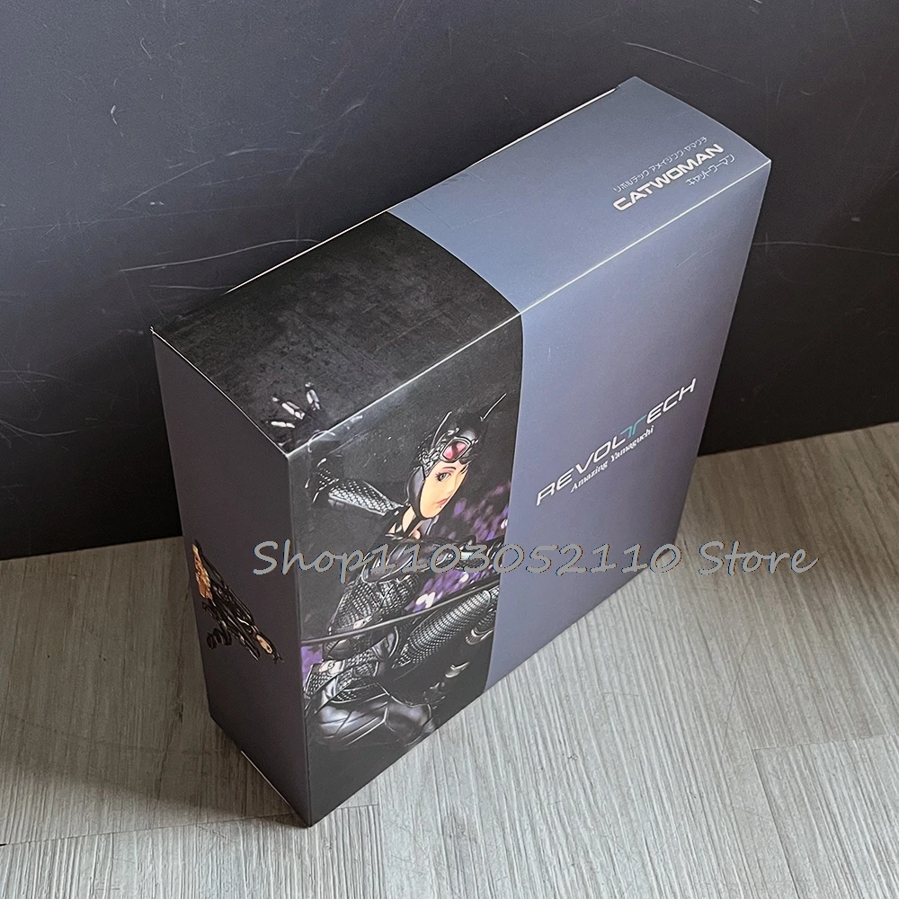 Revoltech Catwoman Action Figure Kaiyodo Amazing Yamaguchi Selina Kyle Anti-hero Collection Doll PVC Movable Model Toys