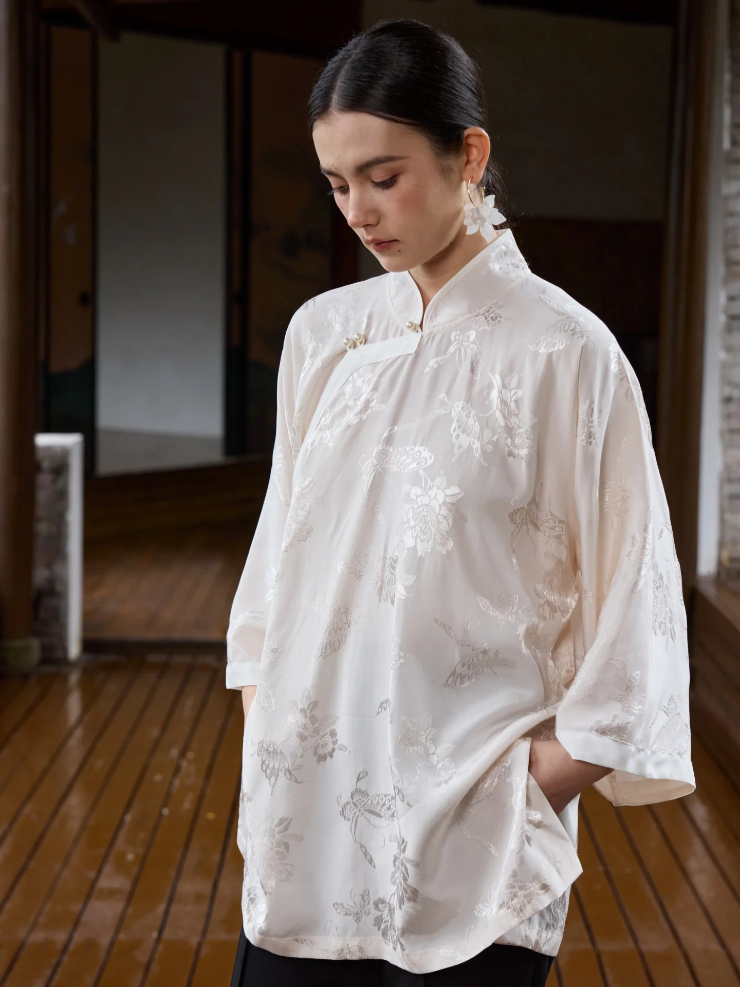 

Женская блузка TAORAN с воротником-стойкой в китайском стиле, с длинным рукавом, в восточном стиле, для ежедневного использования, для чайной церемонии, новая модная коллекция для женщин.