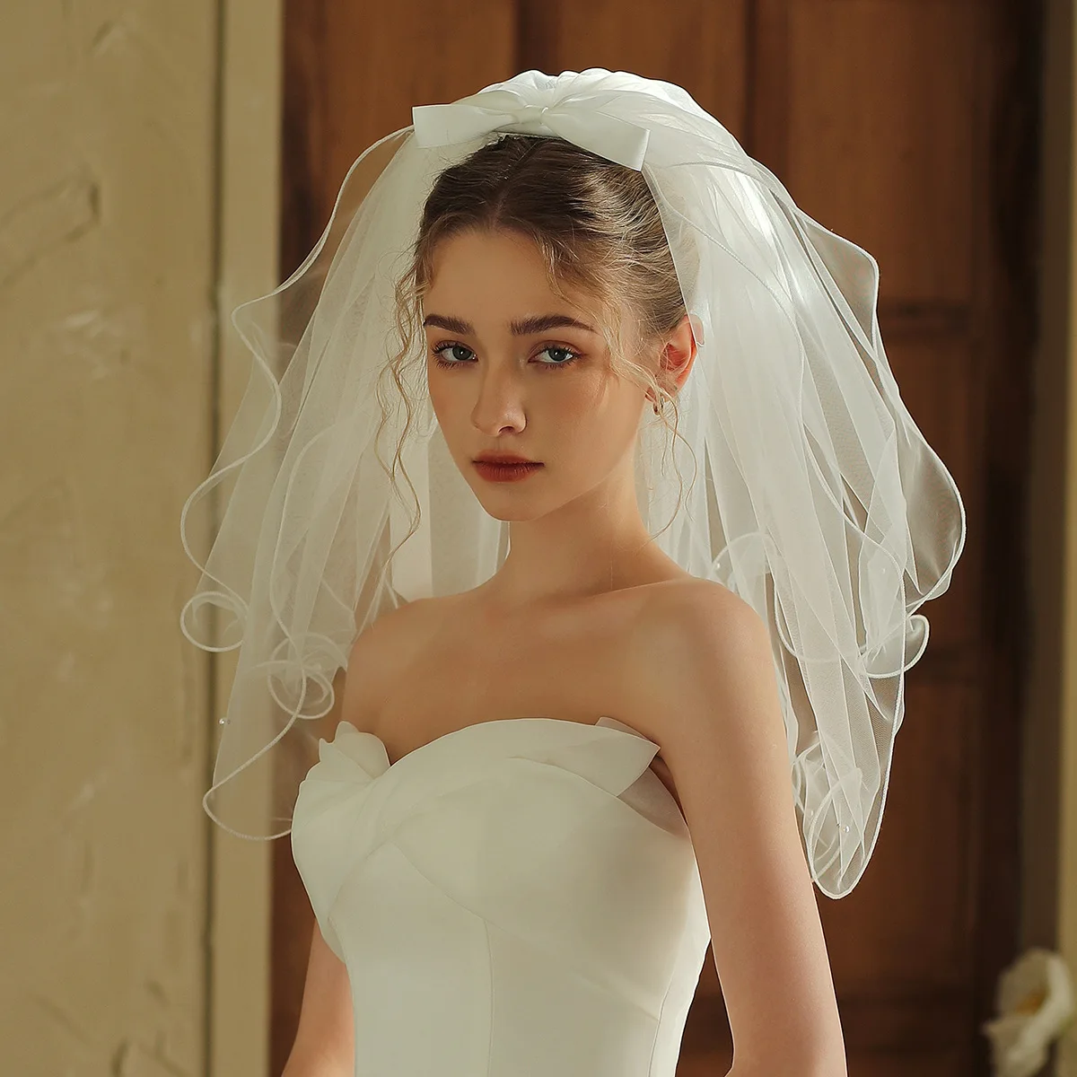 V376 Korean-Style Double-Layered Rolled-Edge Bridal Veil, Forest-Style White Short Veil with Bow for Photoshoot