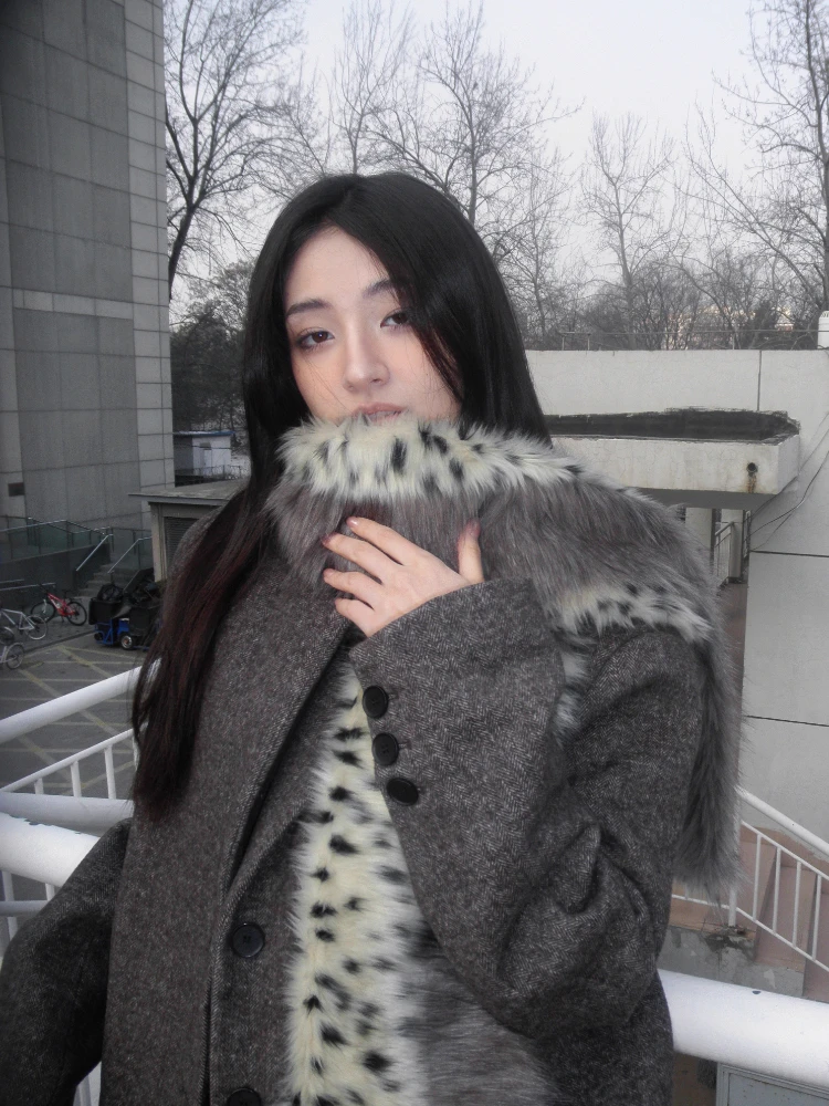 Women Leopard Print Faux Fur Patchwork Scarf Gray-Brown Fluffy Muffler Winter Warm Chic Fur Collar Scarf Luxury Fur Neck Warmer