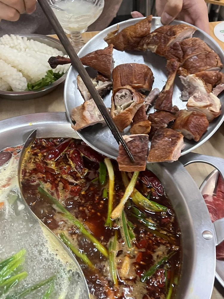 

Plastic Bottle Heat Sealing Electromagnetic Induction Aluminum Foil Sealing Machine Honey Bottle Snack Can Sealing Machine