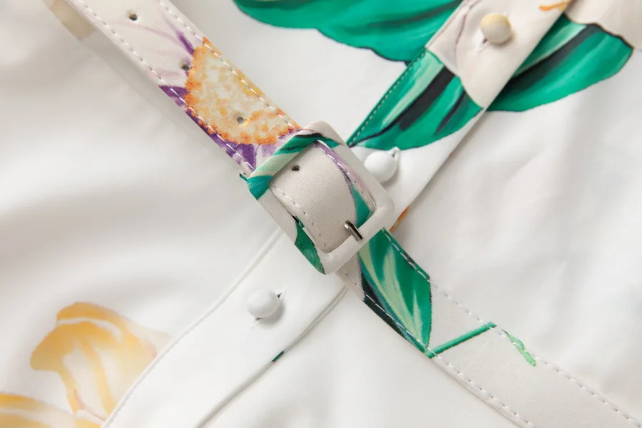 ヨーロッパとアメリカの婦人服 2025 夏の新スタイル半袖スタンドカラー花柄プリントベルトプリーツドレス