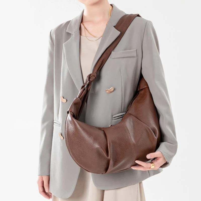 

Women's Soft PU Leather Crescent Shoulder Bag 2026 New Arrival Fashion Casual Hobo Bag Large Capacity Commuting Underarm Bag
