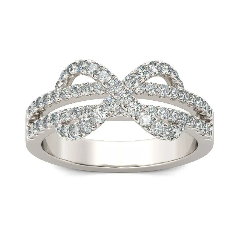 A high-end and elegant diamond-encrusted spiral ring with interlaced lines, a niche design for women's rings