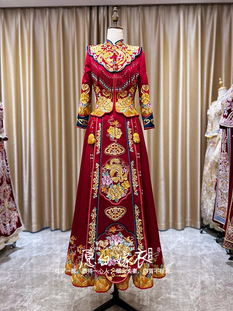 

Dark Red Satin Embroidered and Gown Bridal Clothing 2025 New Wedding Chinese Dress Xiuhe
