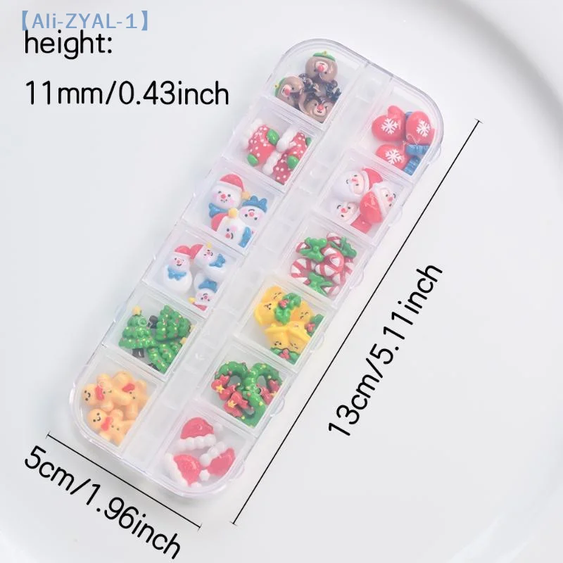 【ZYAL-1】ชุดตกแต่งเล็บ 12 ช่อง 36/60 ชิ้น ลายการ์ตูนน่ารัก ตุ๊กตาหิมะ ต้นคริสต์มาส กวางเรนเดียร์ ซานตาคลอส  3 มิติ  ประดับเล็บเรซิ่น