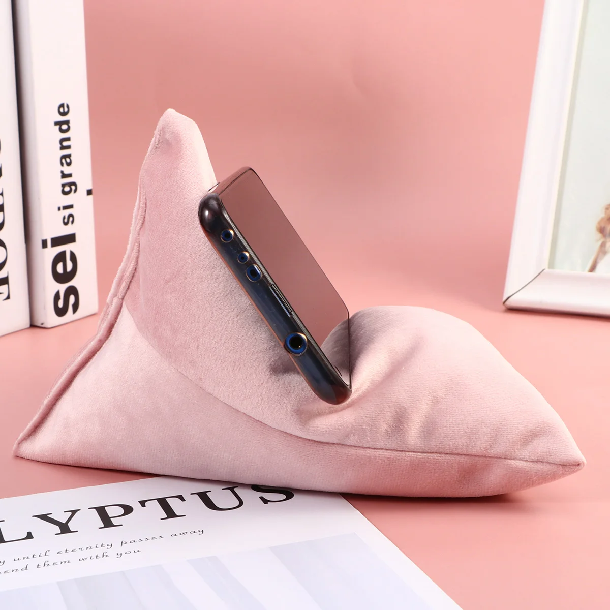 

Phone Tablet Multi-angle Triangular Support Pillow Pillow Reading Stand for Home Dorm Daily Use ( Pillow)