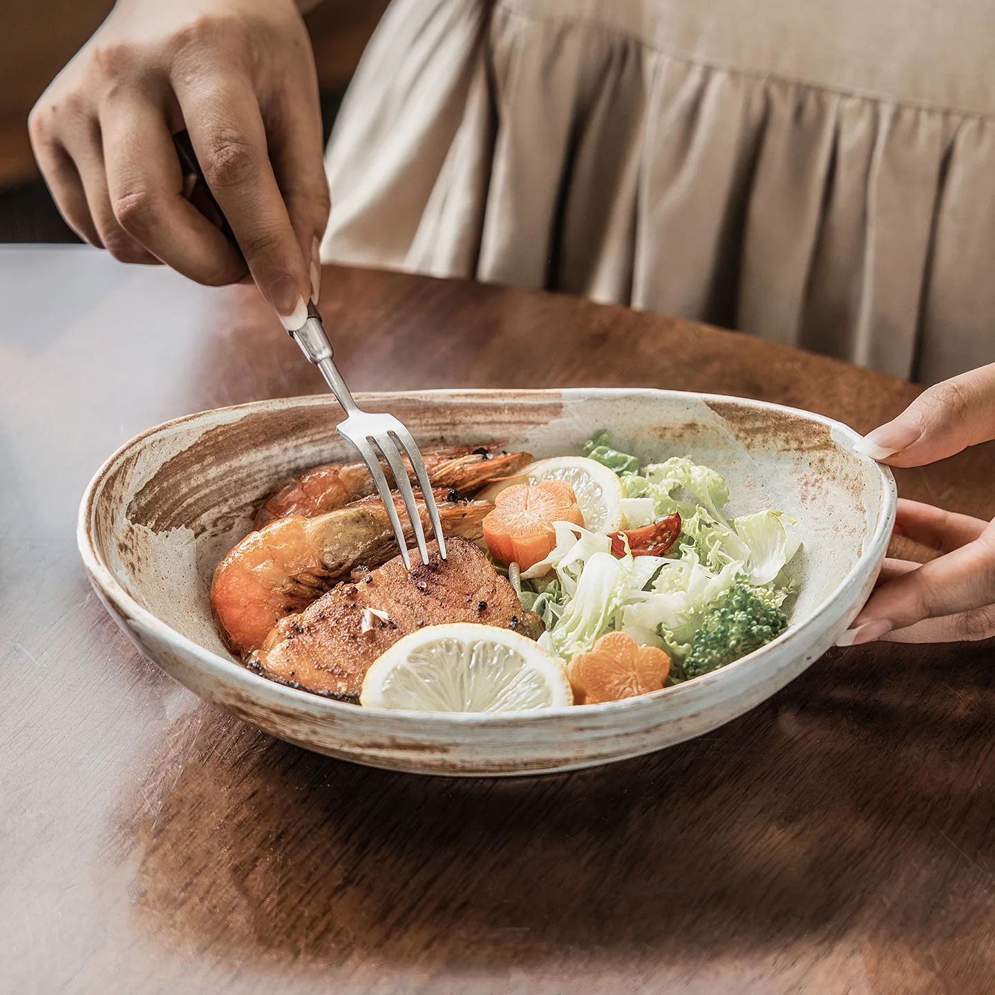 

Vintage Stoneware Boat Shaped Bowl Ceramic Tableware for Home Restaurant Salad Ramen