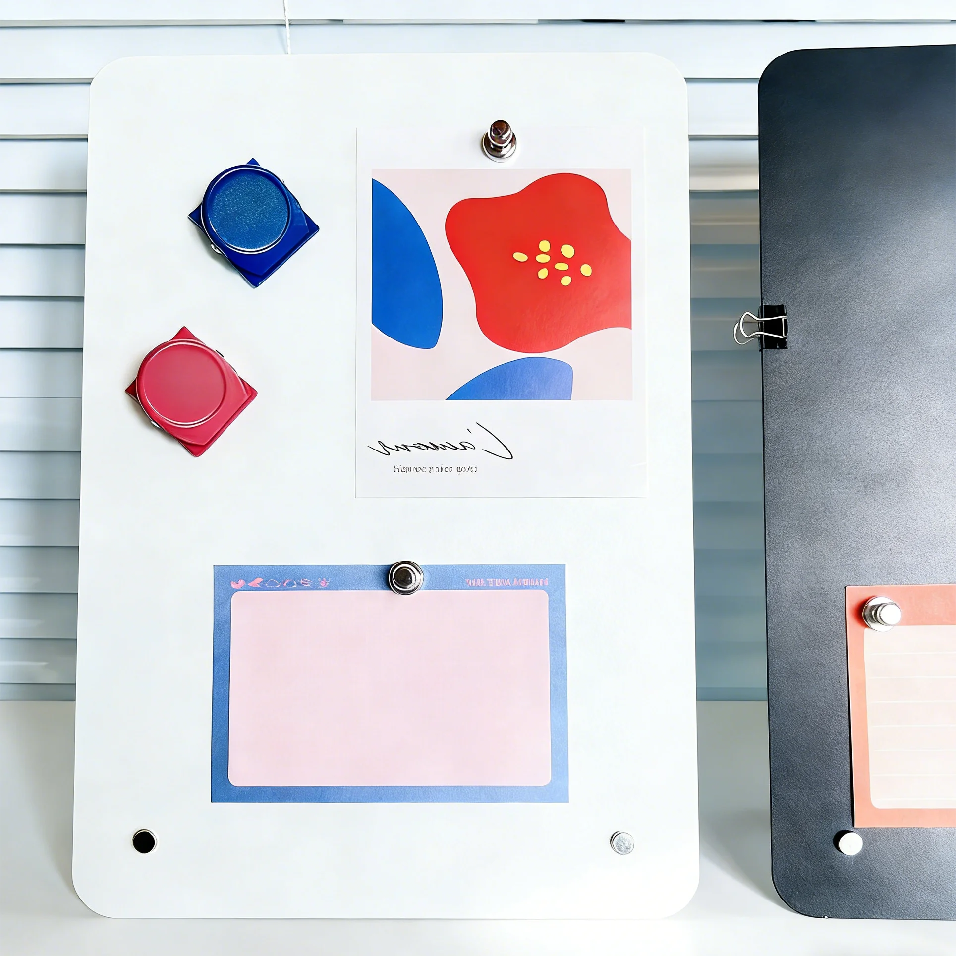 Metal Iron Standing Display Board, Modern Fashion Design, Dry Erase Writing Surface, Magnetic Message Board