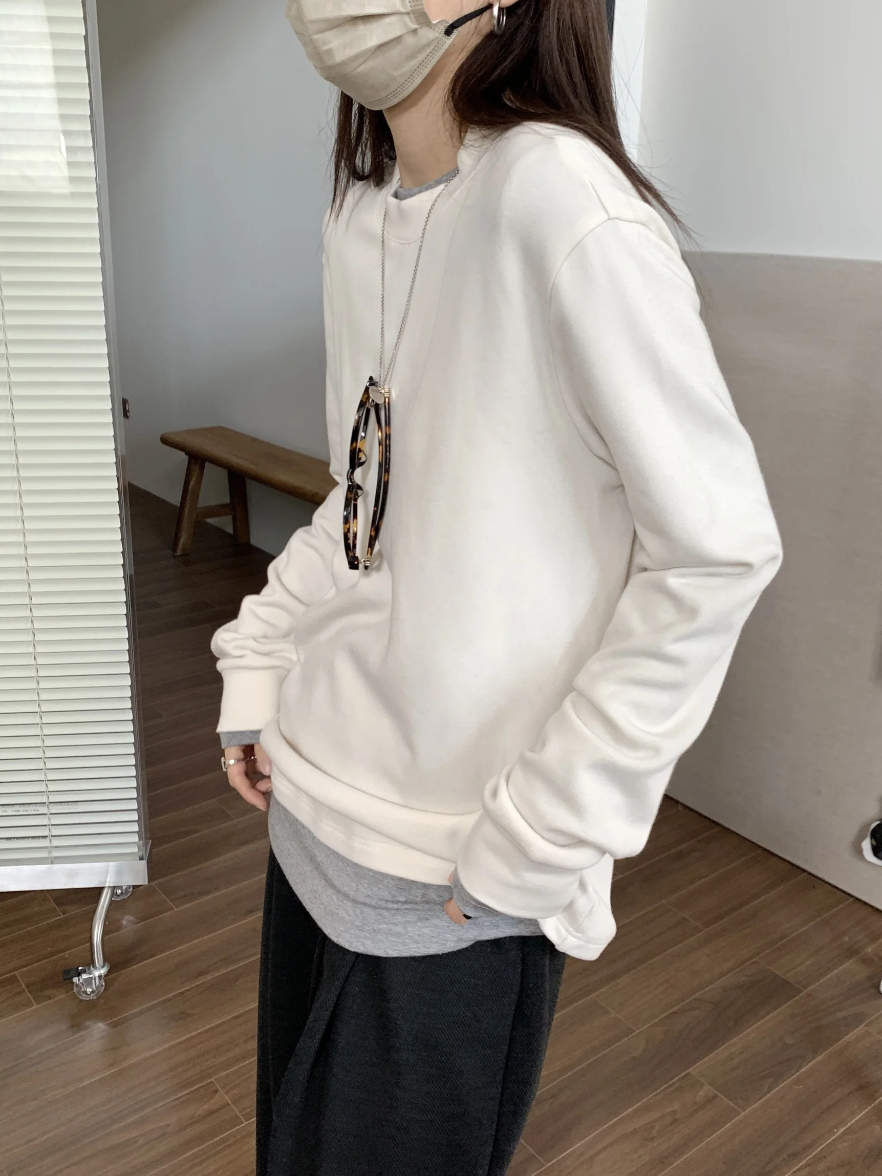 

NIZONDAYS Women's Thiened Fce round Ne T-irt Base Layer irt Inner Wear Simple Daily Sle Long Sve Crew Ne