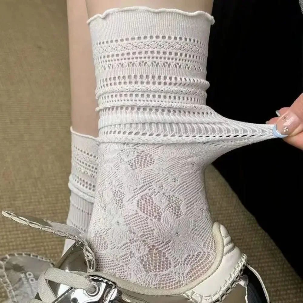 1Pairs New Hollow Out Mesh Split Toe Socks Cotton Lace High Tube Socks Comfortable Ultra-Thin Two-Toed Socks Summer