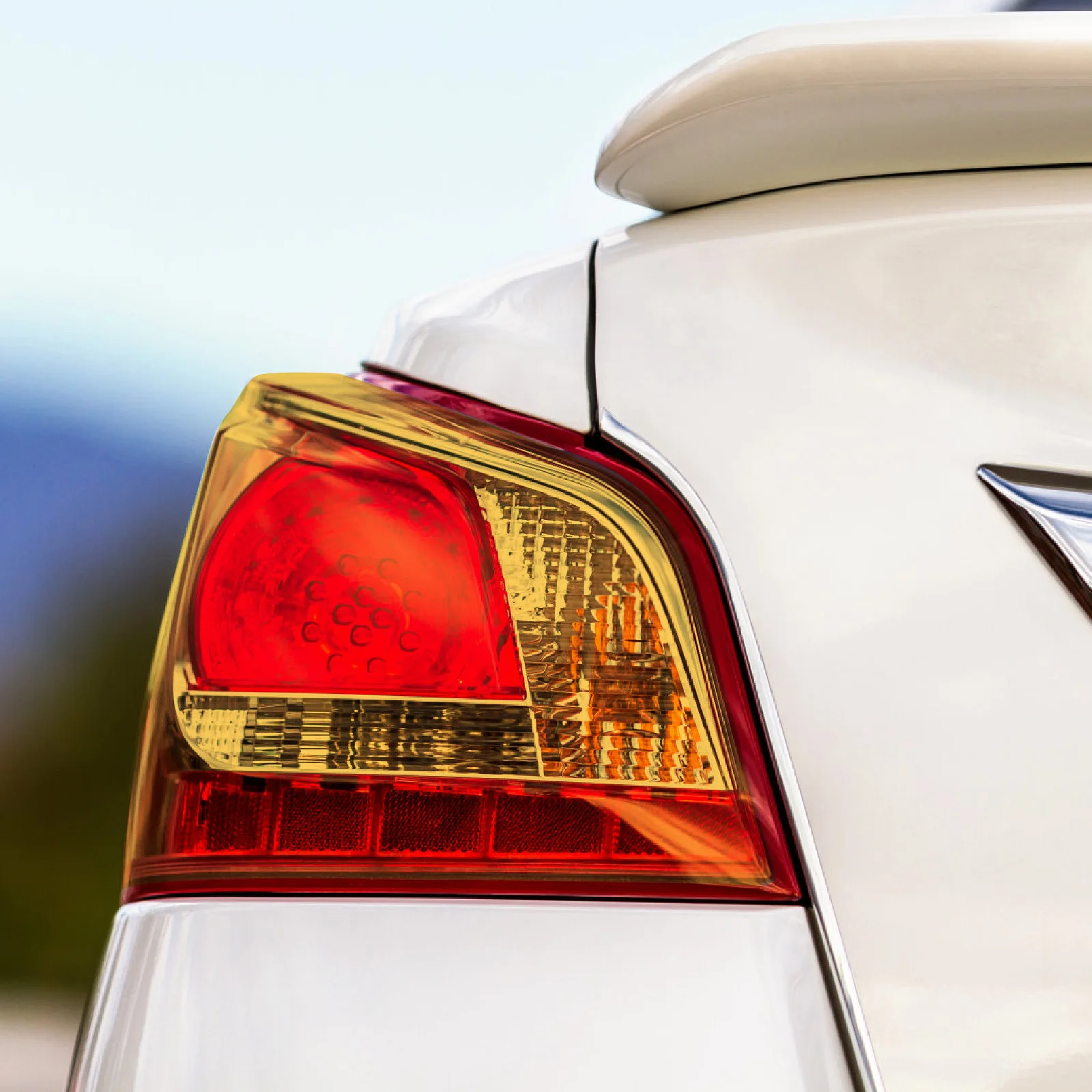 

120cm X 30cm Headlight Tint Film Self Adhesive Orange Stretchable Vinyl for Car Tail Fog Light Scratch Protection High