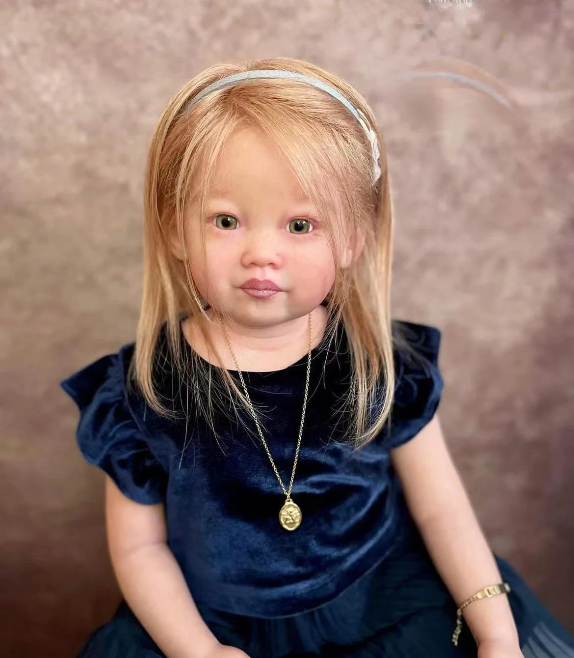 DLS Customized Limited Supply 77cm Reborn Baby Doll Leonie With
