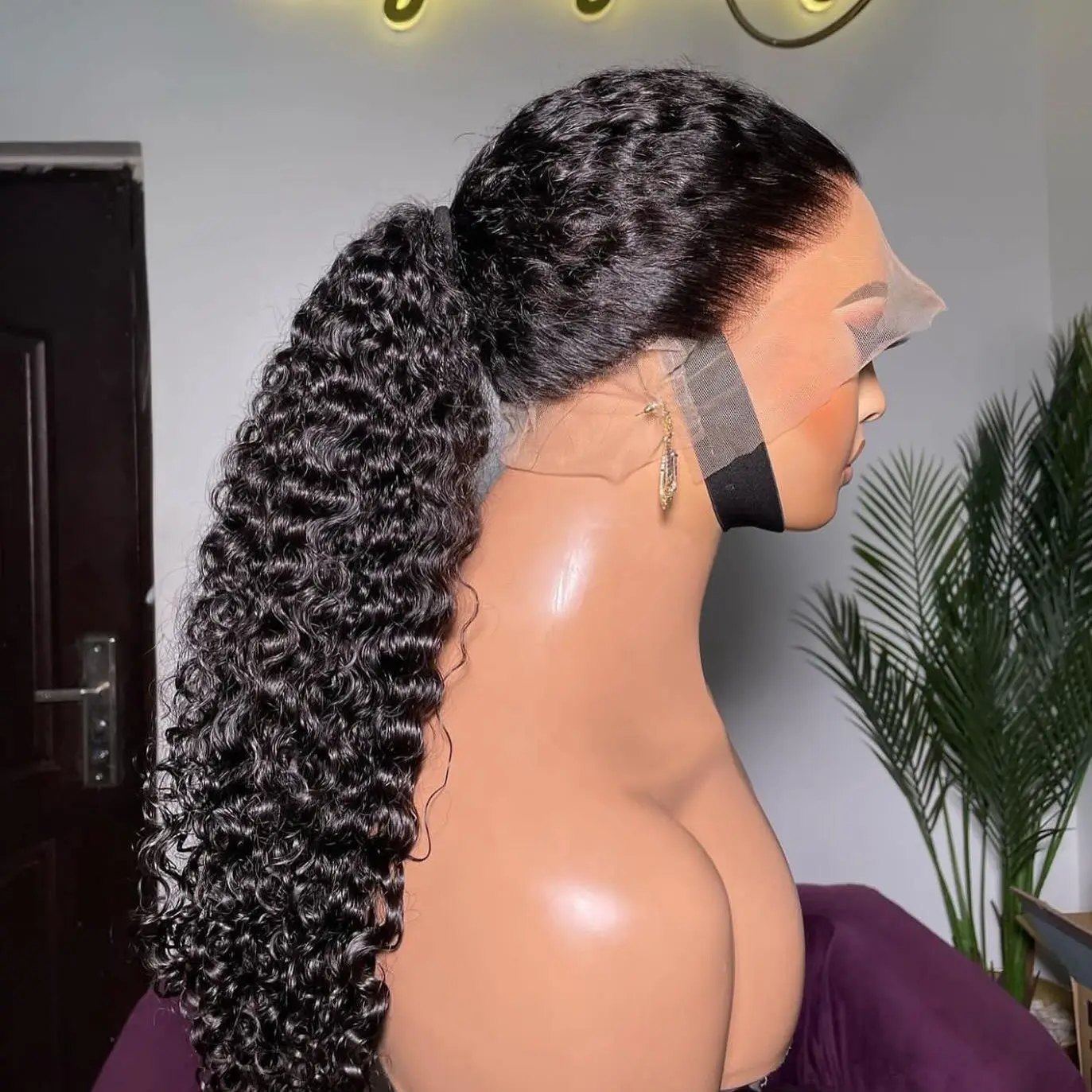 أسود اللون 13X4 HD الدانتيل أمامي شعر مستعار اصطناعي للنساء ذيل حصان عميق مجعد قبل قطعها مع شعر الطفل تأثيري اليومي سحب الملكة