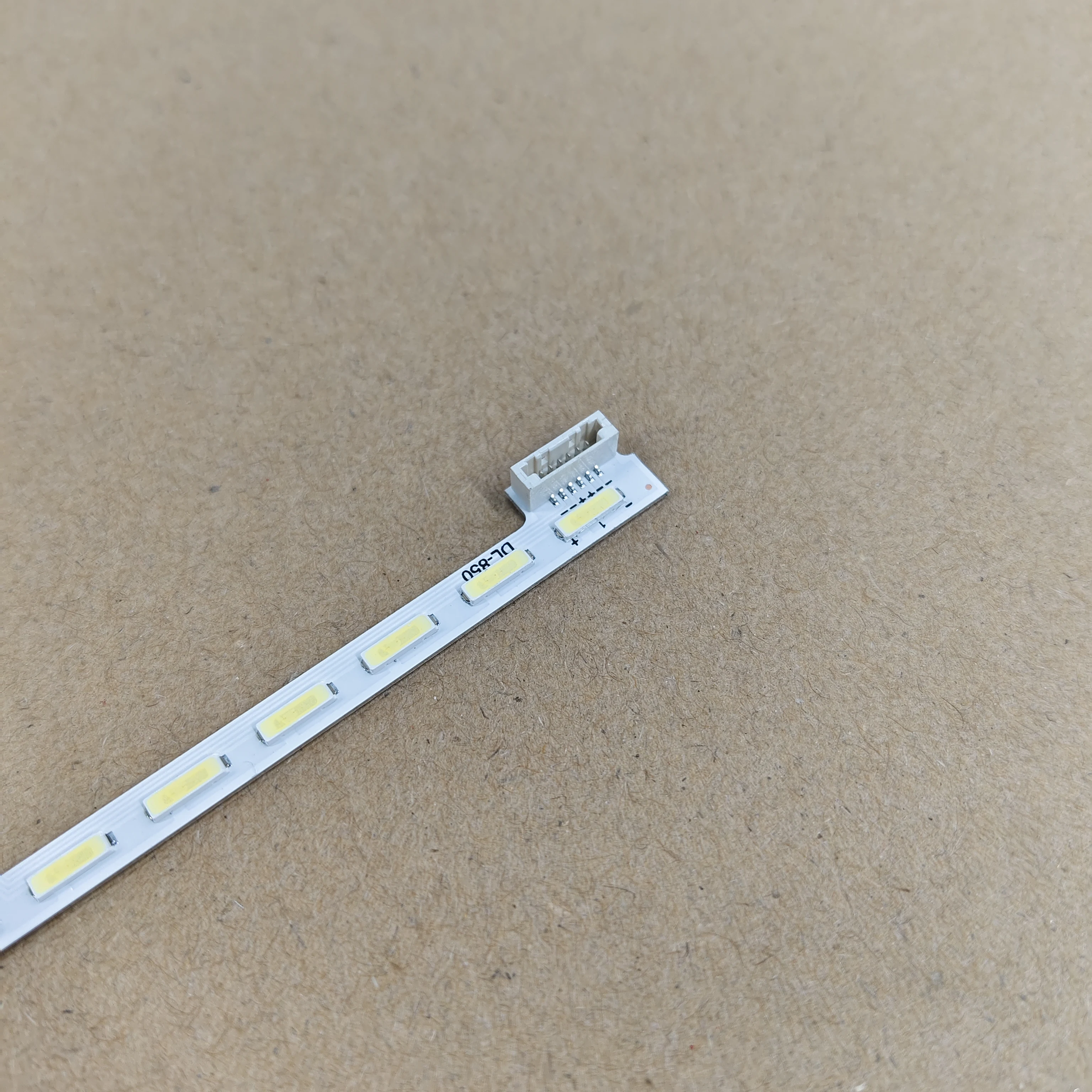 LED Backlight strip 52 lamp for LBM238P1204-AE-1 LBM238P1304-R-2 LTM238HL05 LTM238HL06 HP elit240
