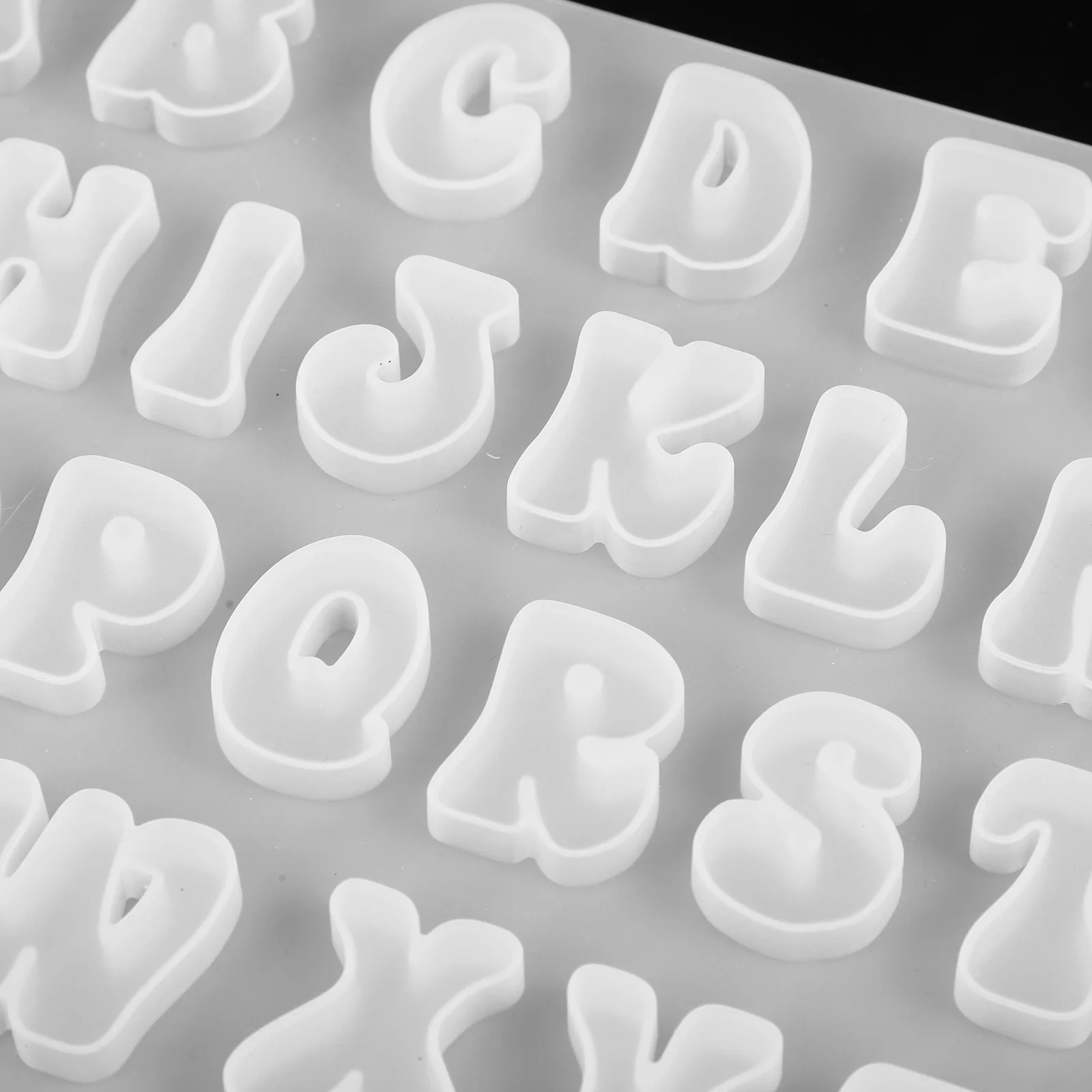 

26pcs English Alphabet Mold Microwave-Safe Silicone Baking Tool Creative Letter Cookie Chocolate Dessert Fondant Candy Mold