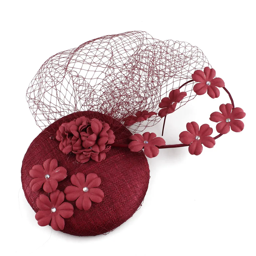 Elegante Sinamay-Haarschmuckstücke für Damen, hochwertige Hutmode mit Blumenschleiern, modische Braut-Haarkappen und Kopfschmuck mit Blumen. – Detail 10