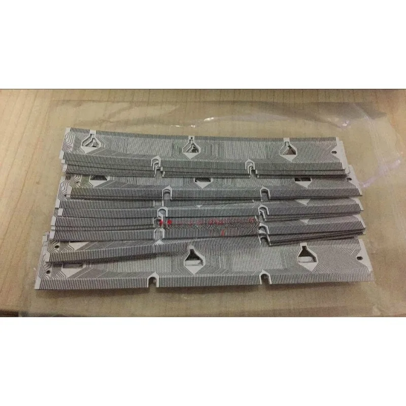 For BMW 5 Series 7 Series BMWE38 E39 car instrument display cable repair pixel missing hyphenation/1pcs