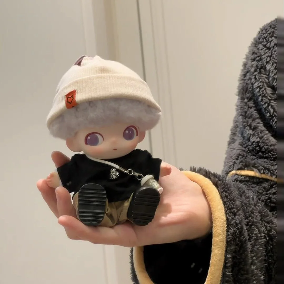 

Новый комплект одежды для куклы Dimoo: наряд «Сердцебиение» с виниловой шляпкой, крутой костюм для кукол 10 см, оптом