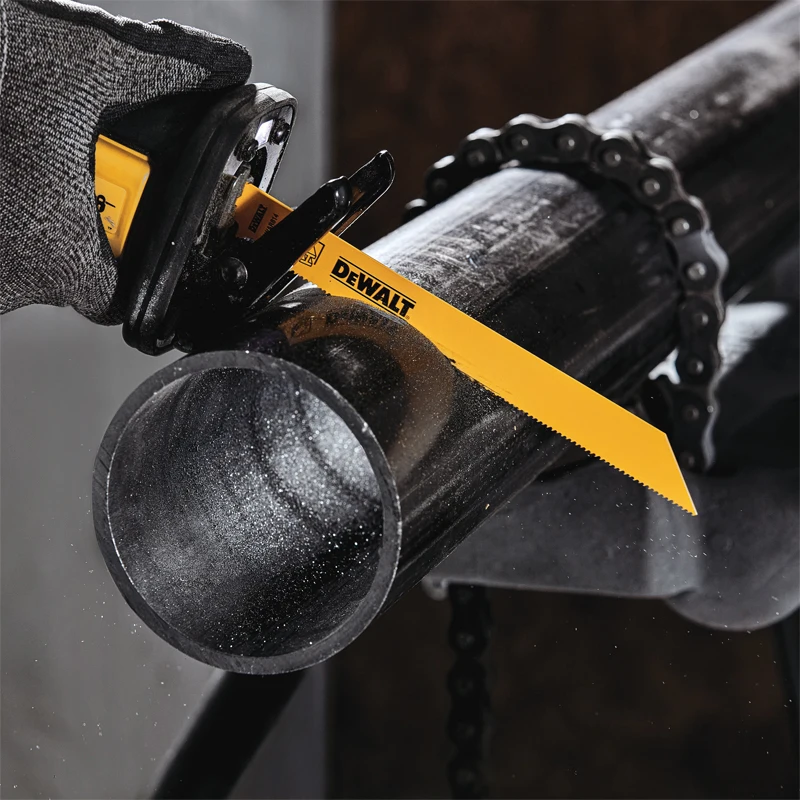 Dewalt DW4809 Reciprocating Saw Blade Durability In Set Of 8-Inch 14 TPI Saw Blades For Thick Metal Cast Iron Alloy Wood 5PCS
