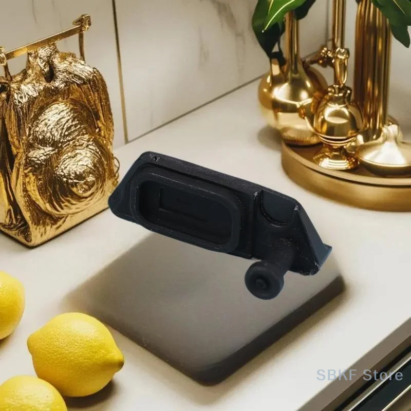 

Аксессуар с резиновым колпачком Garmin Edge 530 830. Превосходная защита USB-порта для зарядки от пыли.