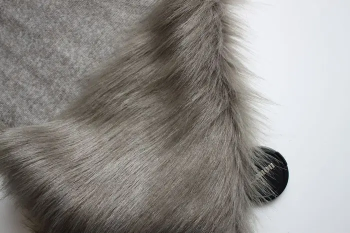 Good quality 6-7cm pile faux fur fabric,fabrics patchwork,tissue to sew,synthetic fur fabric,counters decorative display cloth
