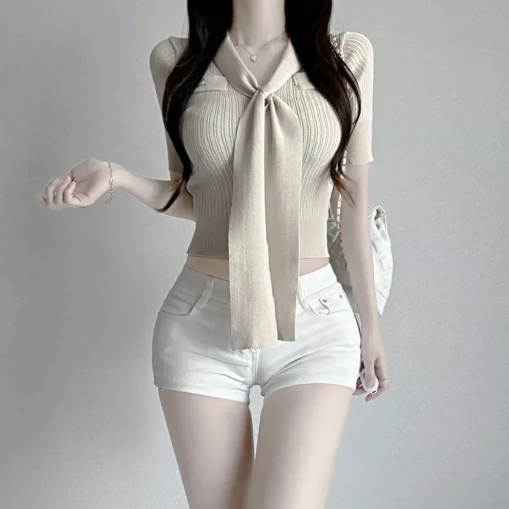 Chic Short Sleeve Slim Fit Knitted Belted Stylish Fashionable Ageless Top Women's Slimming Knitwear Summer 2026 New Arrival