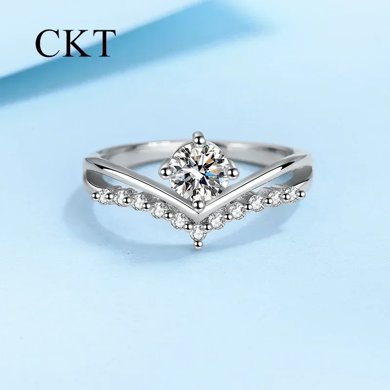 

18K White Gold Platinum 0.5 Carat D Color Moissanite Diamond Rings for Women Pt950 New Princess Crown Wedding Ring Fine Jewelry