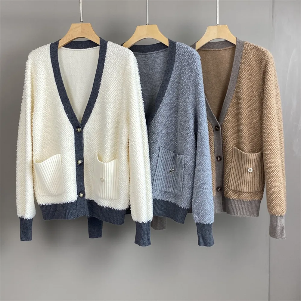 

Women's Single Breasted V-Neck Contrasting Cashmere Knitted Cardigan Sweater